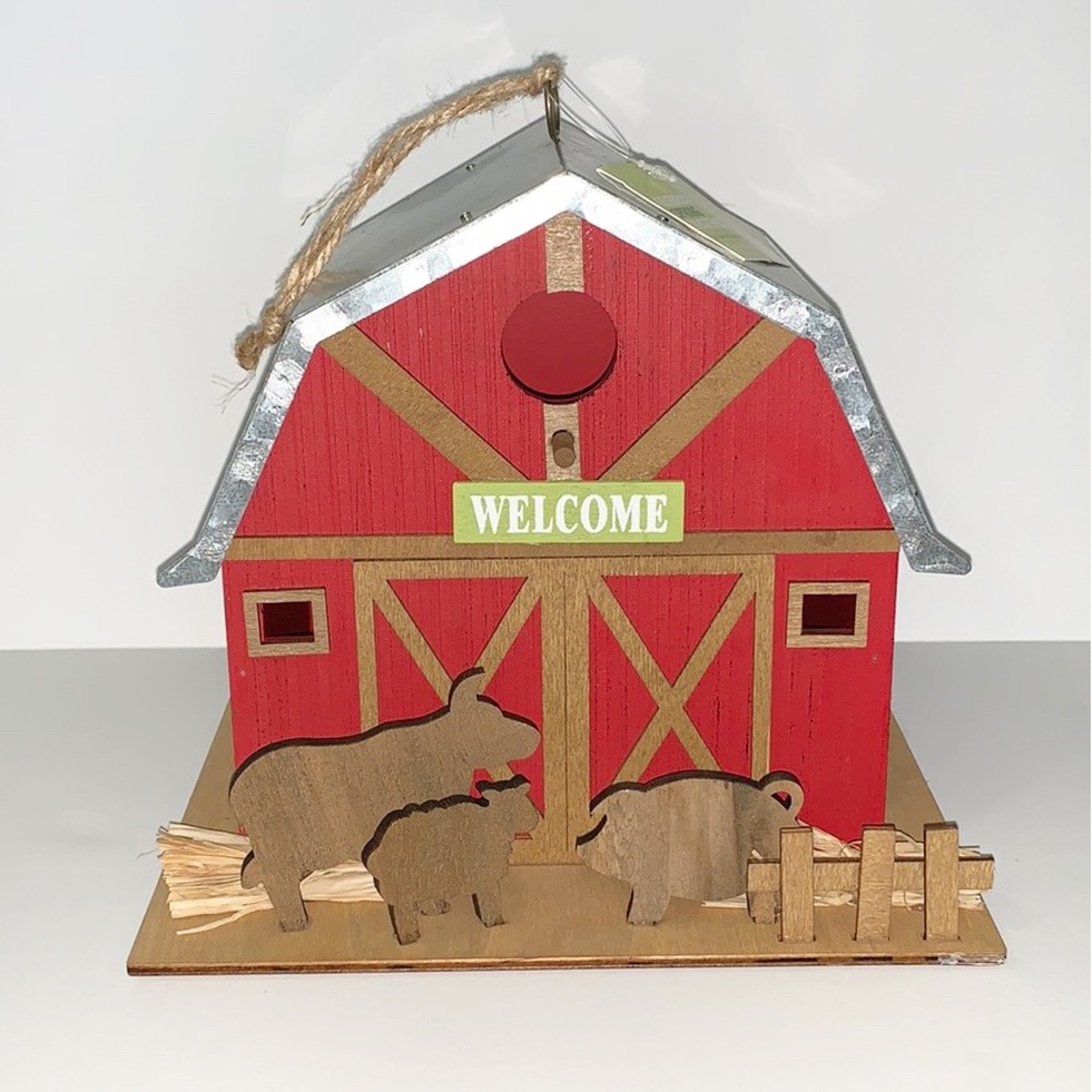 BARN HANGING BIRDHOUSE OR DECOR